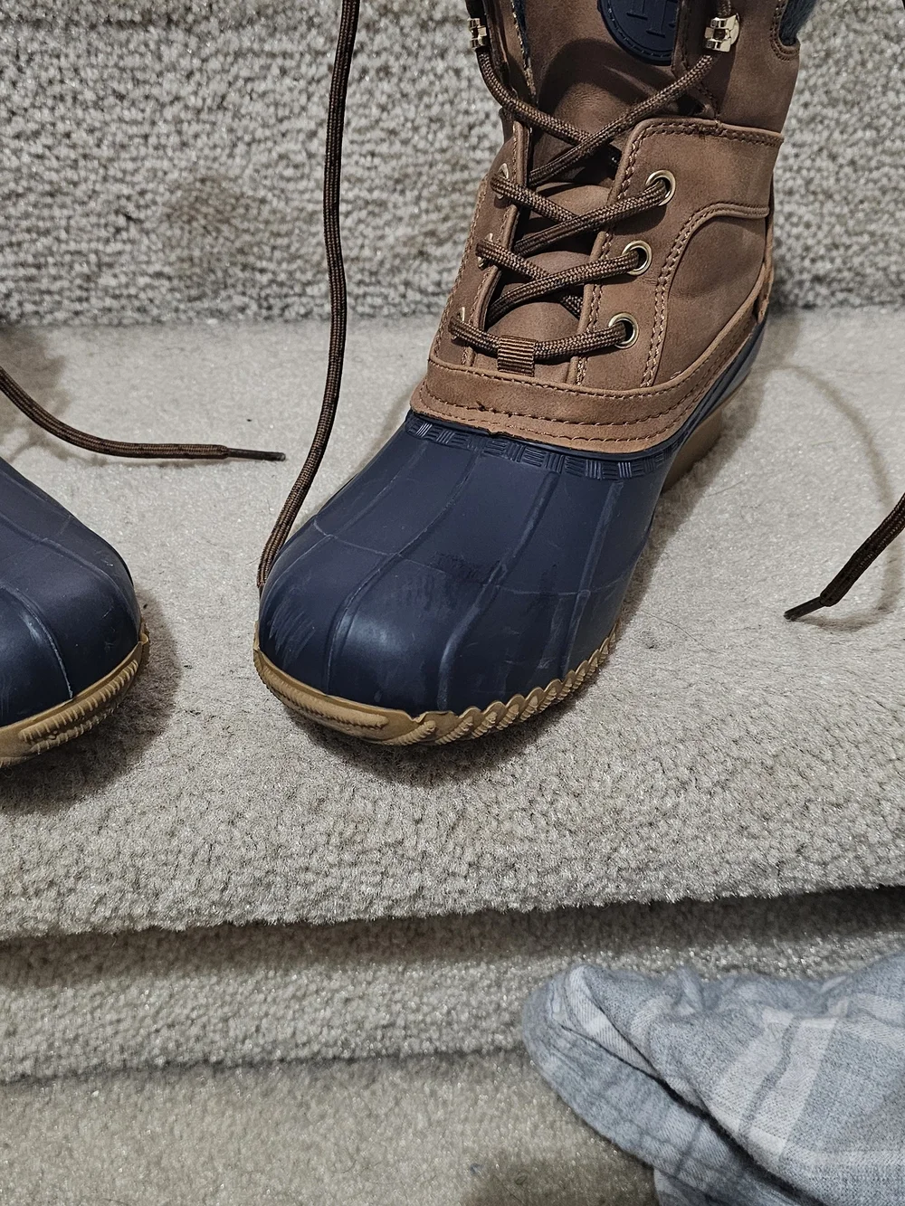 Tommy Hilfiger Brown Leather and Navy Duck Boots